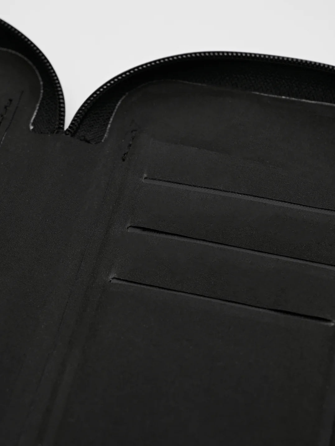 MAAP - Shield Waterproof Phone Wallet - Large - Black