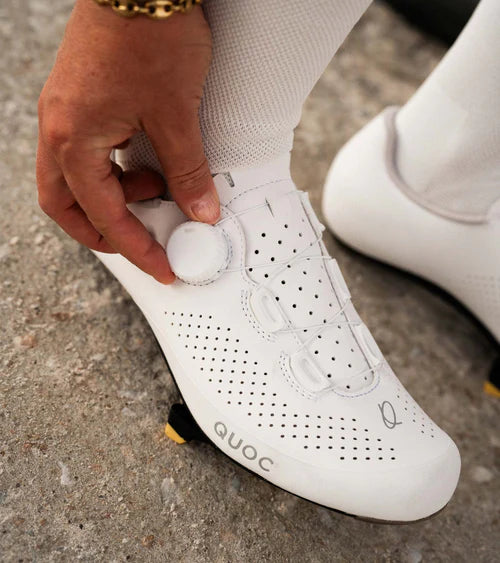 QUOC - Motion - White